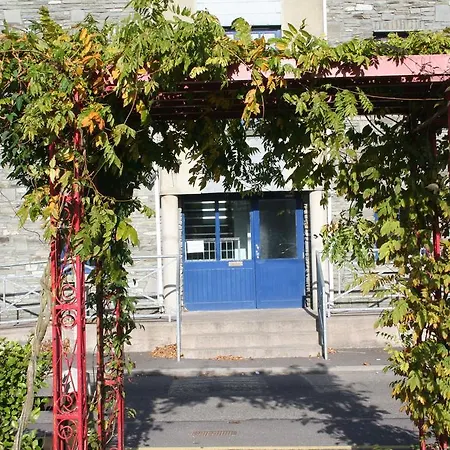 Long Quay Lodging *